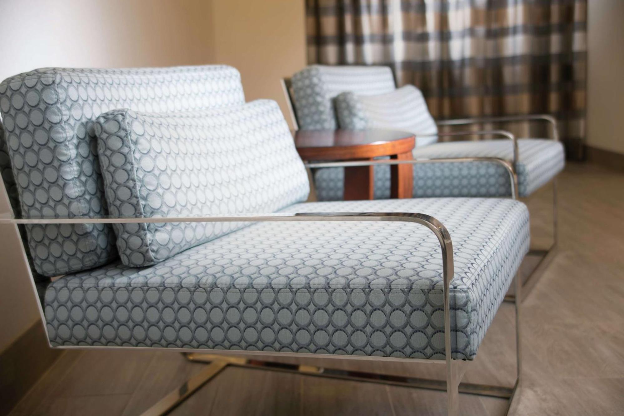 Hotel Homewood By Hilton Ontario