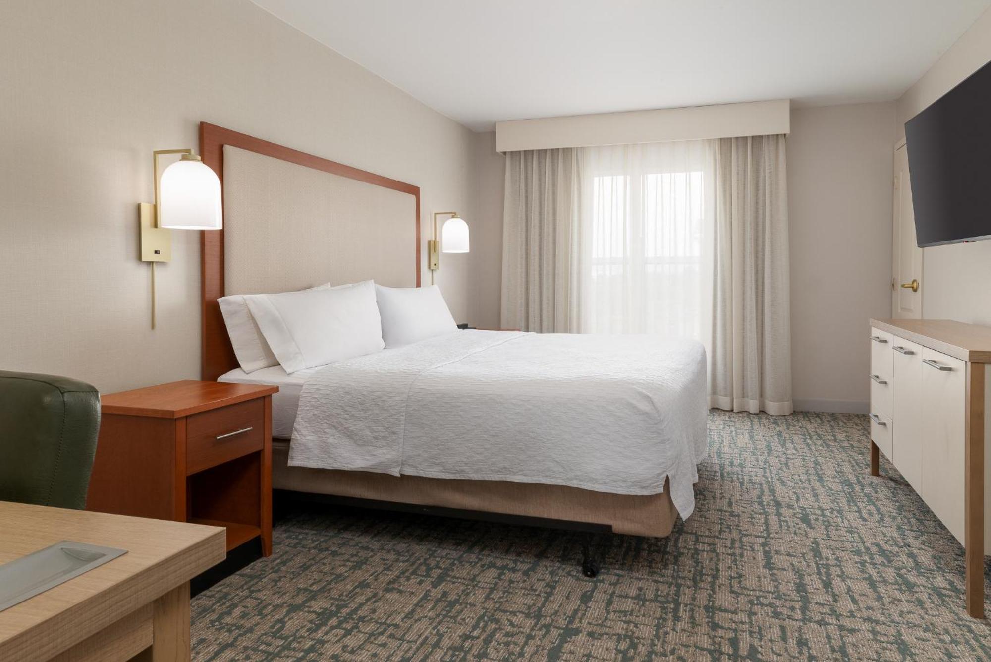 Homewood By Hilton Ontario